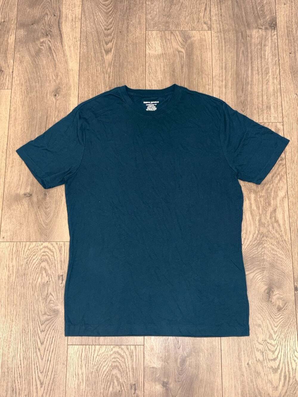 Banana Republic Premium Wash Tee Size S Teal Blue Short Sleeve Crew